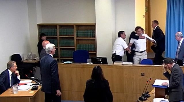 Ως «σχέση εξουσίας και εργασίας» περιέγραψε ο Τόνι Μπλερ τη «χημεία» του με τον Μέρντοκ